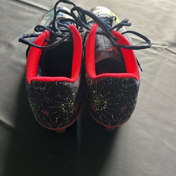 Nike 4th of July cleats - Picture 2 of 4